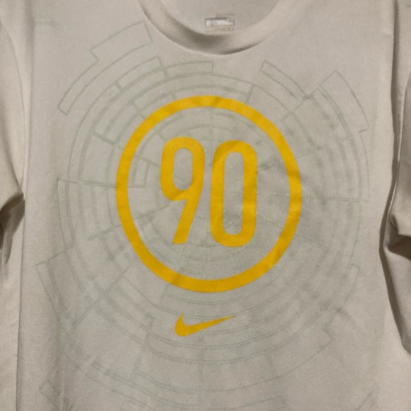 Nike Men’s T | Men’s Activewear | Nike | White Mens T - Picture 8 of 10